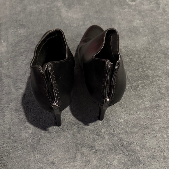 Kelly & Katie Classic Black Ankle Booties - Picture 2 of 5